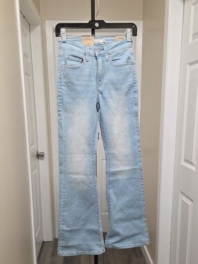 Nwt Levi's 726 Flare Jeans